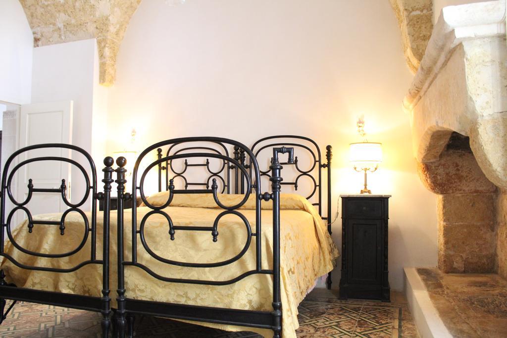 Palazzo Bitonti Panzió Gagliano del Capo Kültér fotó